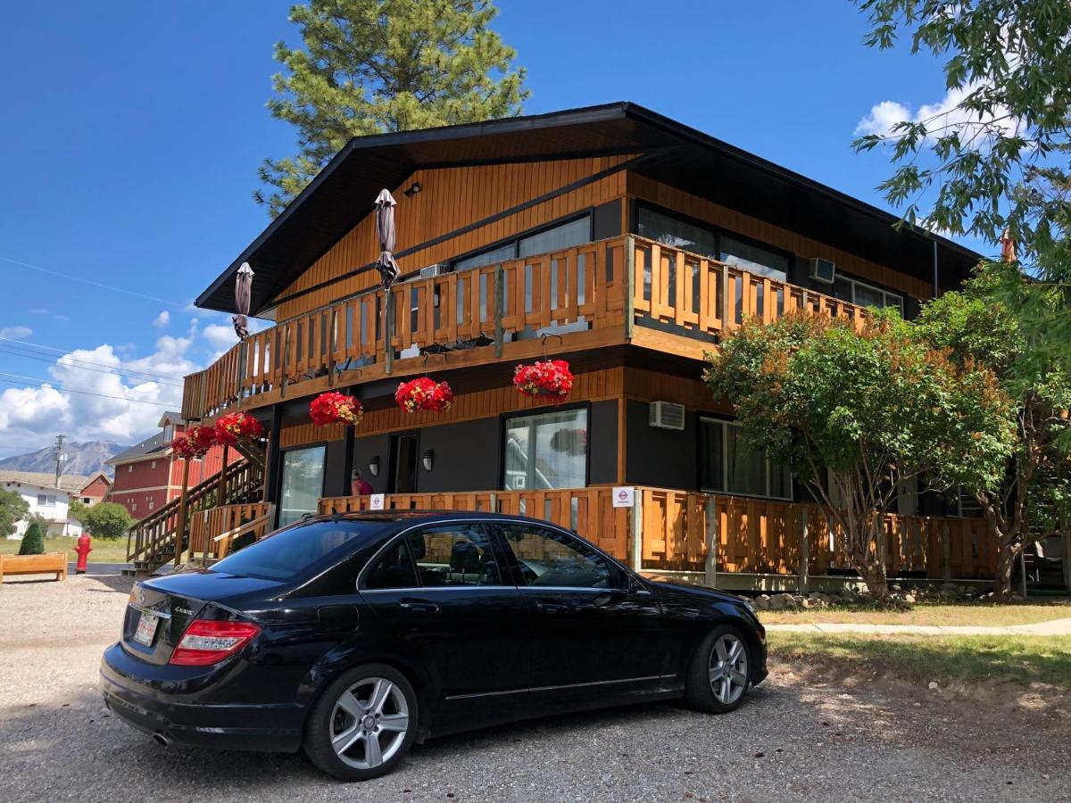 Piccadilly Motel Radium Hot Springs Dış mekan fotoğraf