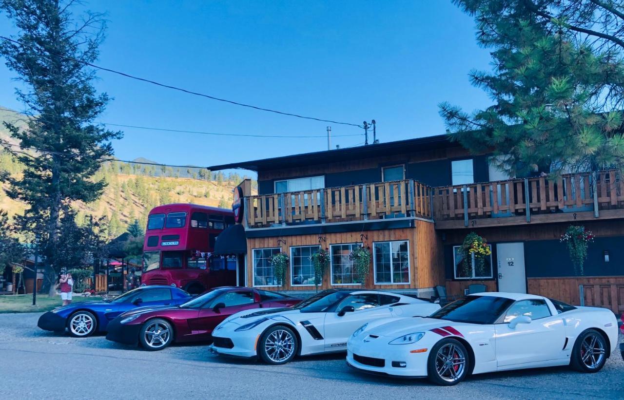 Piccadilly Motel Radium Hot Springs Dış mekan fotoğraf